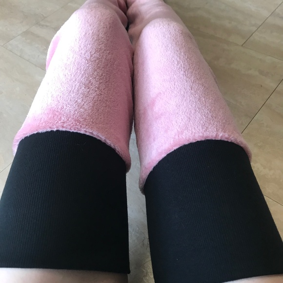 Long Pink Fleece Leg Warmers Winter Fuzzy Knee Socks Warm Furry Thigh Highs - Picture 5 of 8